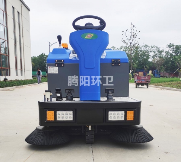 电动扫地车:让环卫工作迈入高能新时代